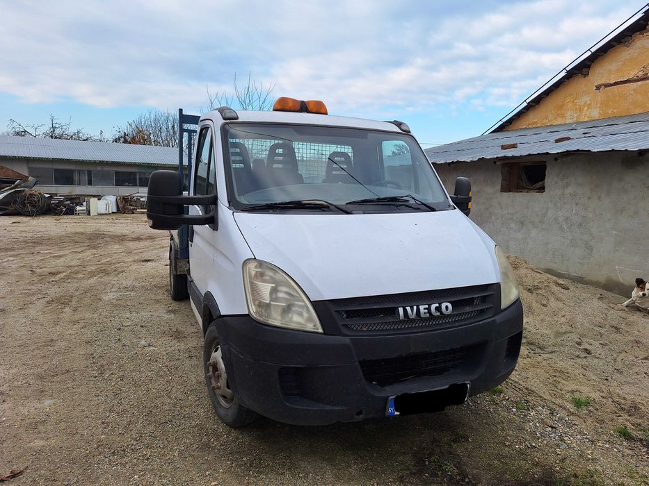 Camioneta IVECO Basculabila