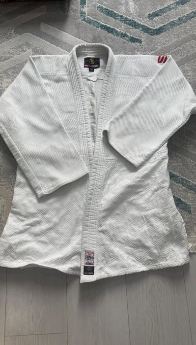 Дзюдо кимоно белый сакура