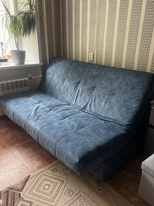 Продам диван Сафу