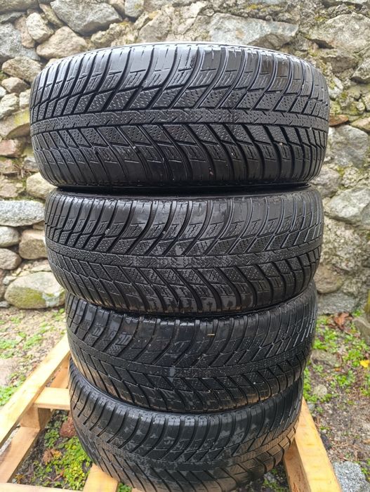 Зимни гуми 205/55/16 Nexen DOT1722 (6,5мм) протектор