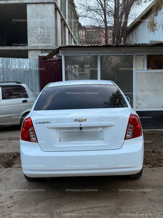 •Gentra 3 AT 2018•