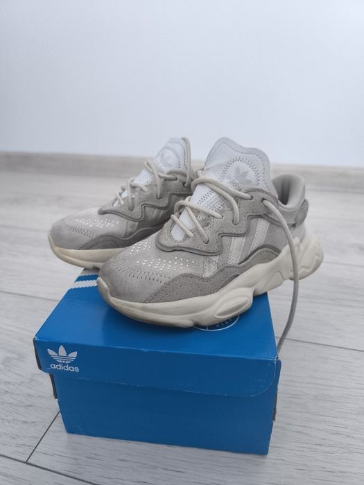 Adidași Ozweego mărimea 28