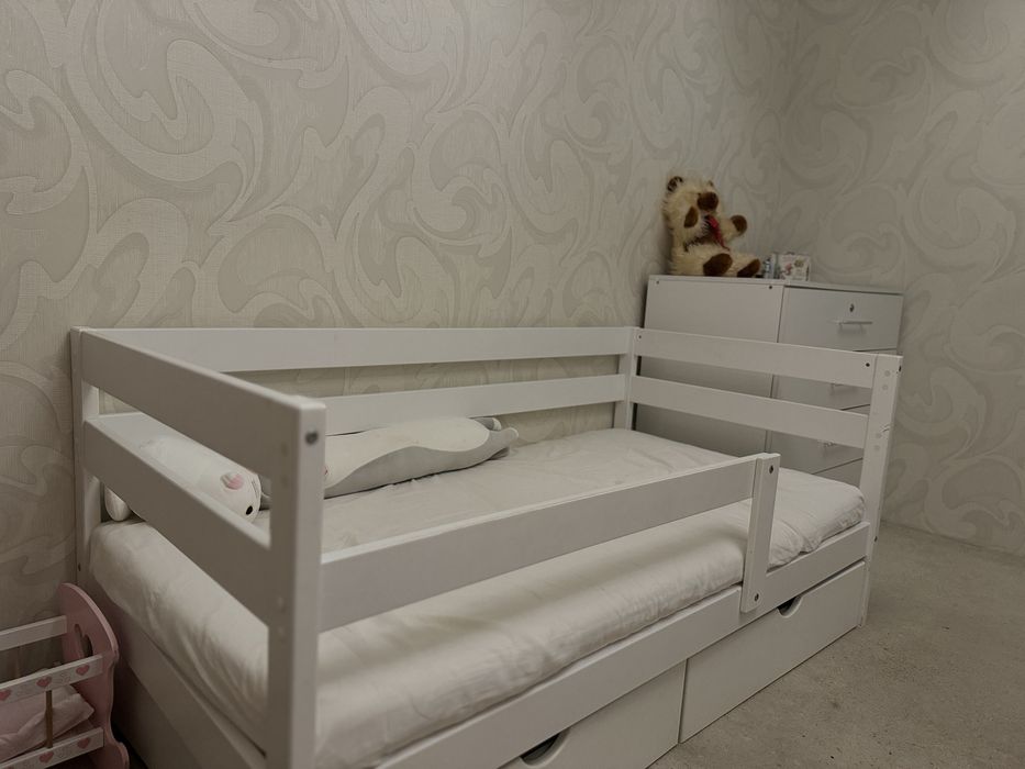Кроватка детская