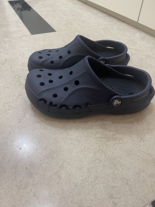 Продам детские кроксы оригинал