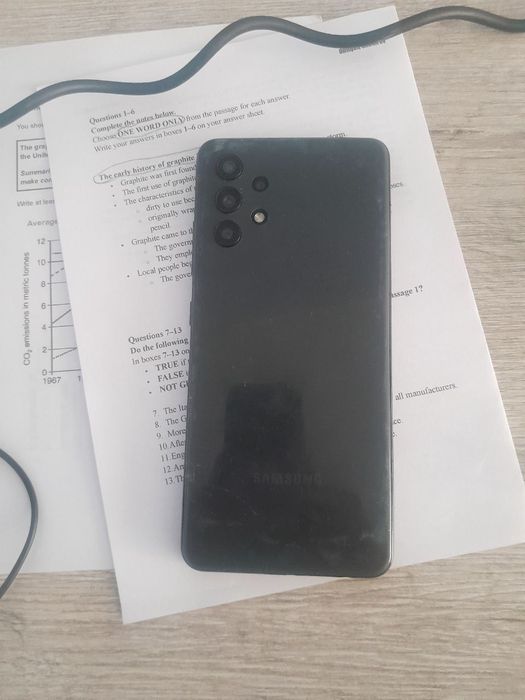 Samsung  A32  sotiladi kami bor.