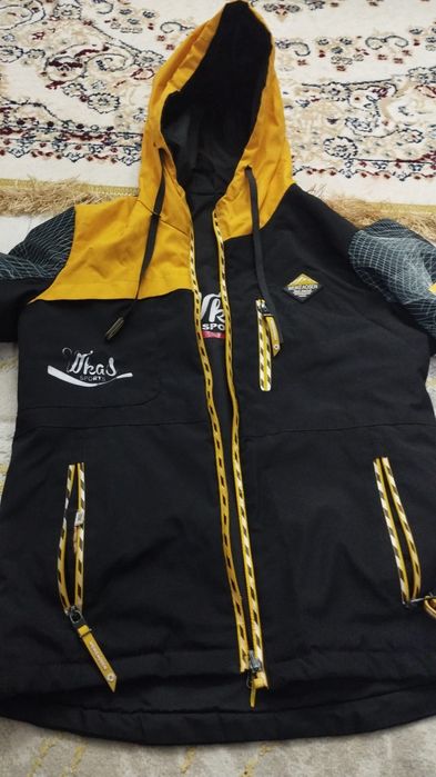 Детская куртка.Біреуі бесплатно