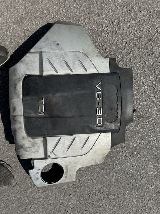 Капак двигател 3.0  233 кс тди ASB