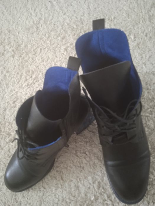 Продам ботинки жен.