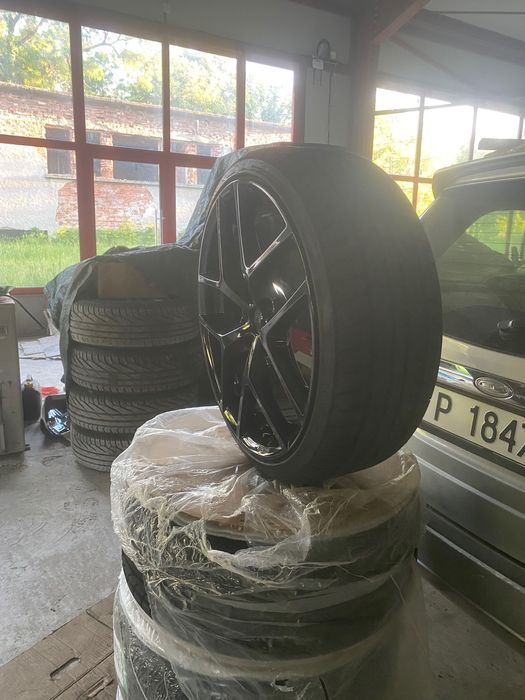 Продава се чисто нови  джанти+гуми