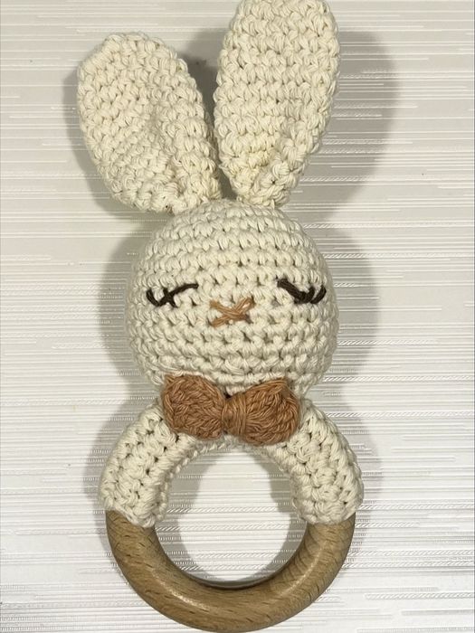 Ръчно плетени дрънкалки