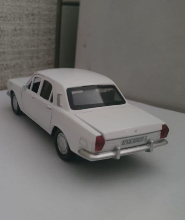 Моделька  Волга  Газ  24