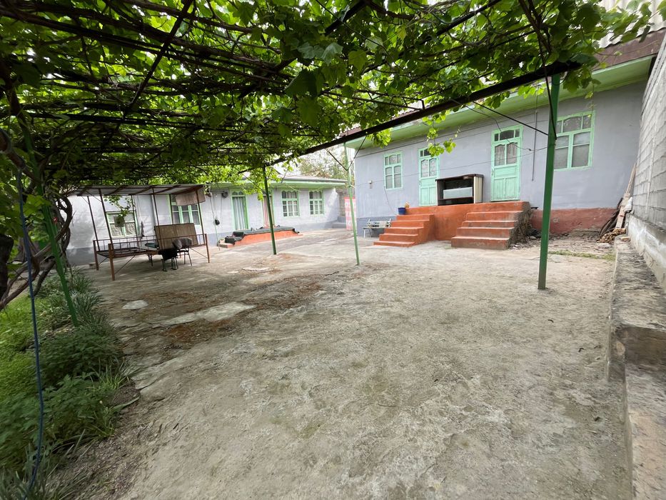 Андижан, Зеленый мост, Ховли сотилади