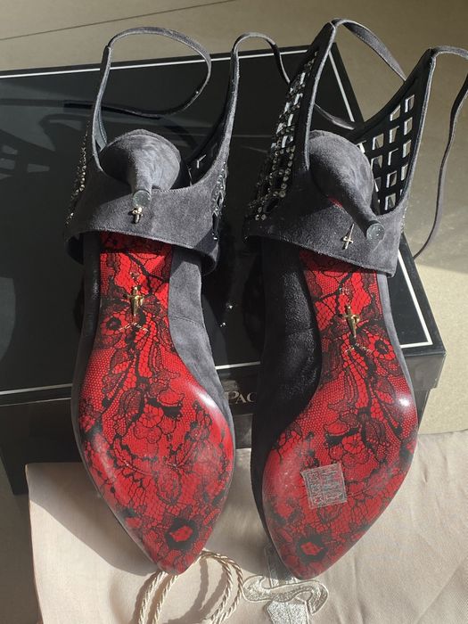 Cesare Paciotti обувки на висок ток