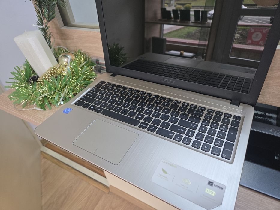 Laptop Asus X540M – 4GB RAM, 1TB HDD