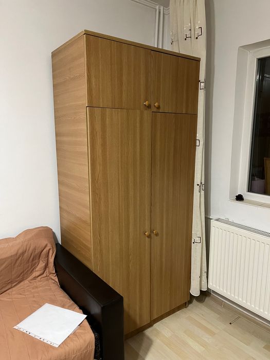 Dulap cu doua usi pentru umerase