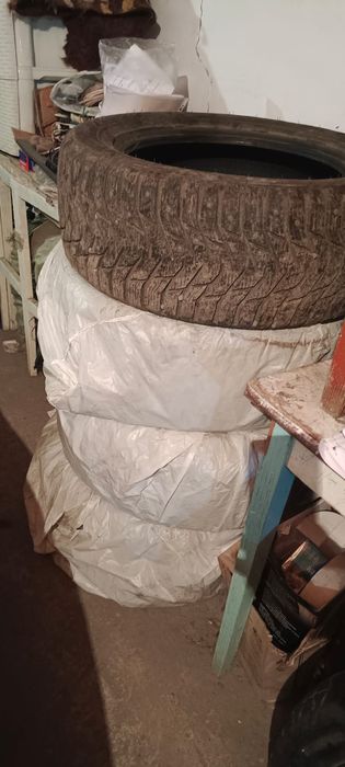 Зимние шины в отличном состоянии