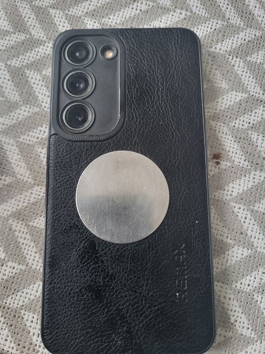 Продам телефон м