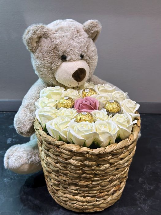 Aranajament ursulet/flori de sapun