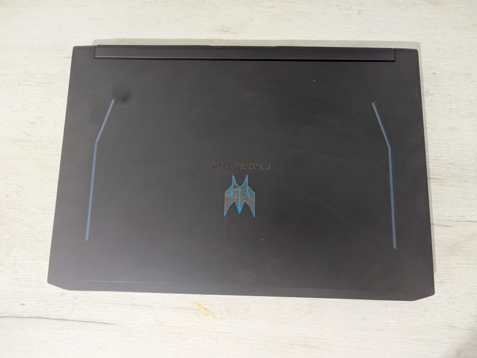 Acer Predator Helious 300 rtx2070maxQ 8gb, 32GB RAM, 1tb SSD