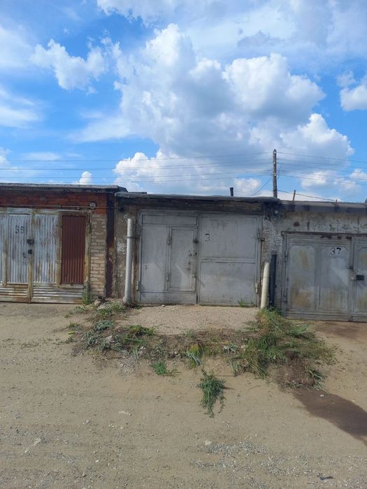 Продам гараж в 9 обществе