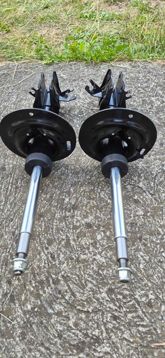 Amortizoare față Volvo S40 / V40 – Magnum Technology AGV021MT
