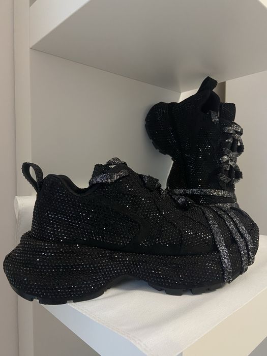 Дамски обувки с камъни