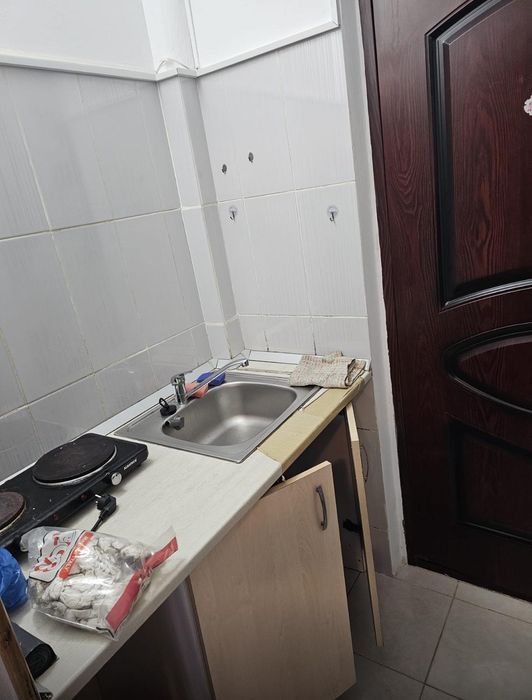 Camera de camin de închiriat