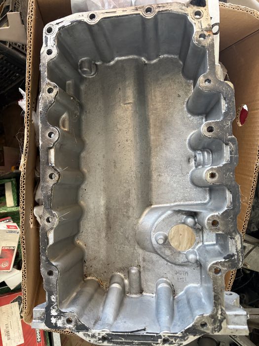 Оригинален картер VW Audi Skoda Seat 1.6 2.0 TDI 04L103603C