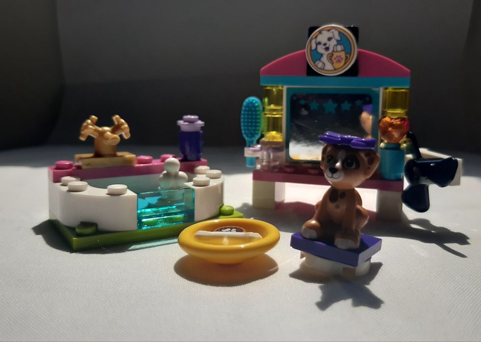 Set LEGO Friends cu cățeluș Second hand
