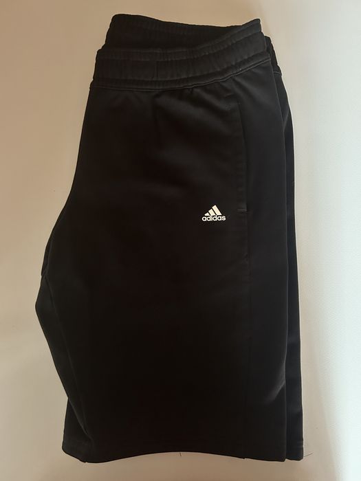 Adidas pantaloni scurti