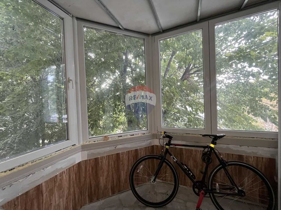 Продава се Тристаен апартамент в Варна, Младост 1 - 106 кв.м за 2076 €/кв.м - Снимка #14