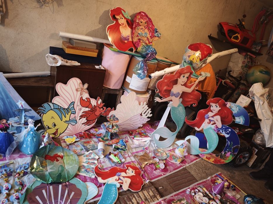 Украса за рожден ден : Ариел , Барби , Маша и Мечока, Елза и Ана