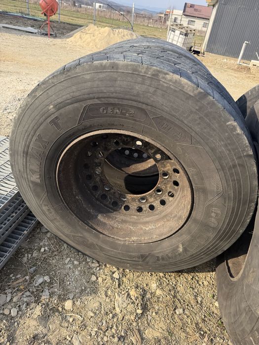 Anvelope camion / semiremorcă 385/65 R22.5 cu jante