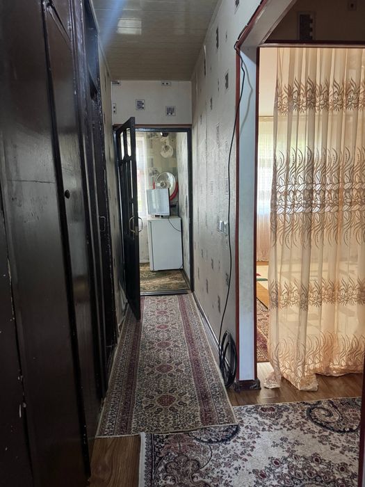 1-комнатная квартира, 8 микрорайон, 31 м², 1 этаж