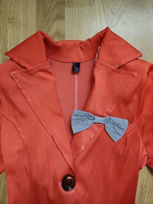 Sacou portocaliu cambrat