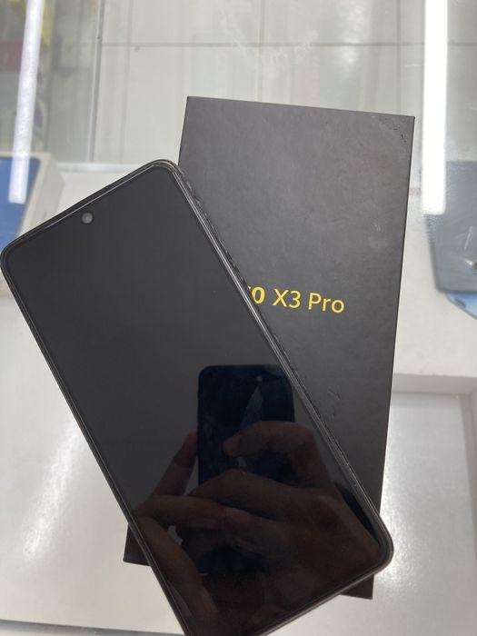 Pocco x 3 pro 8/255 Gb
