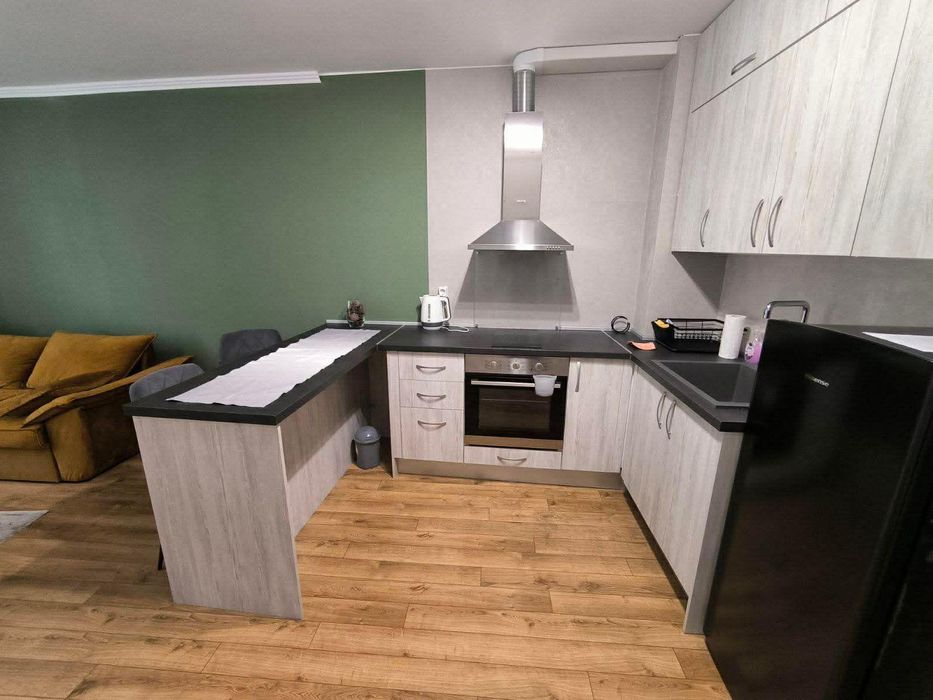 Дава се под наем Двустаен апартамент в Варна, Победа - 72 кв.м за 558.45 € - Снимка #3