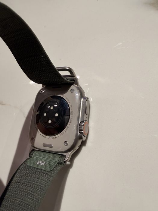 Apple Watch Ultra 2022 Cellular eSIM