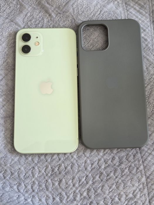 Iphone 12 79% akb