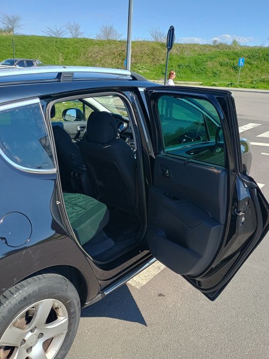 PEUGEOT 3008 face lift 2012
