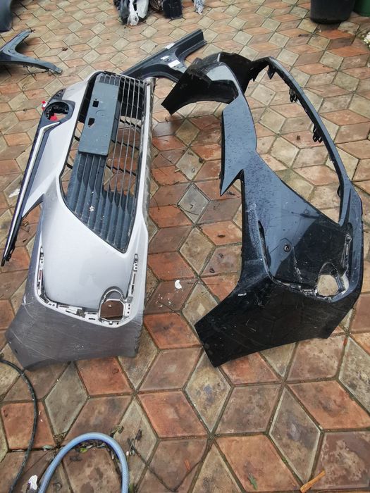 Bara fata Toyota corolla sedan e210 2020/2021/2022/2023