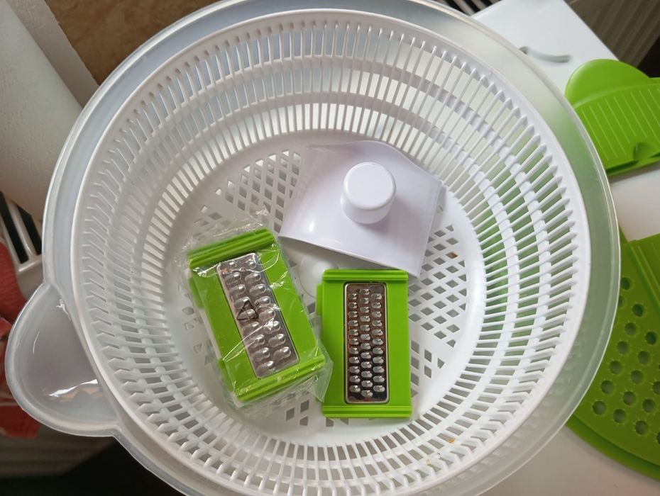 Centrifuga pentru salata