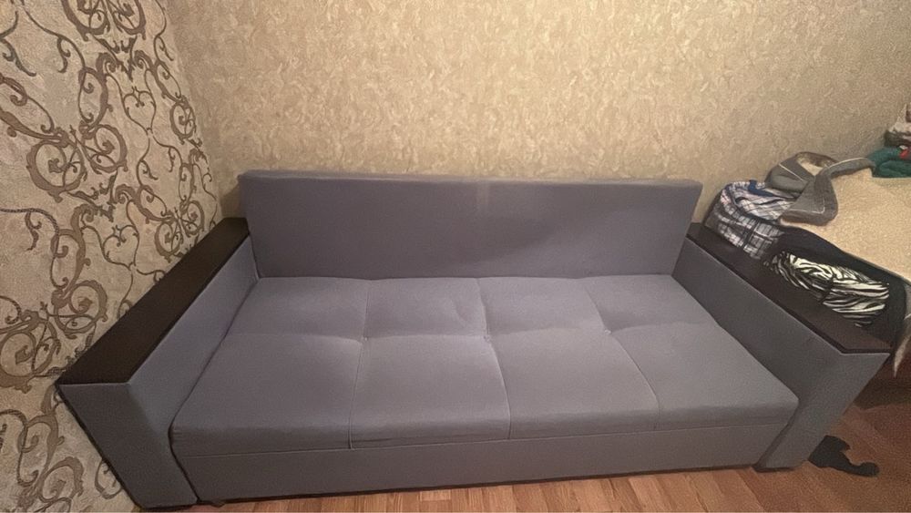 Диван хорошем состаянии