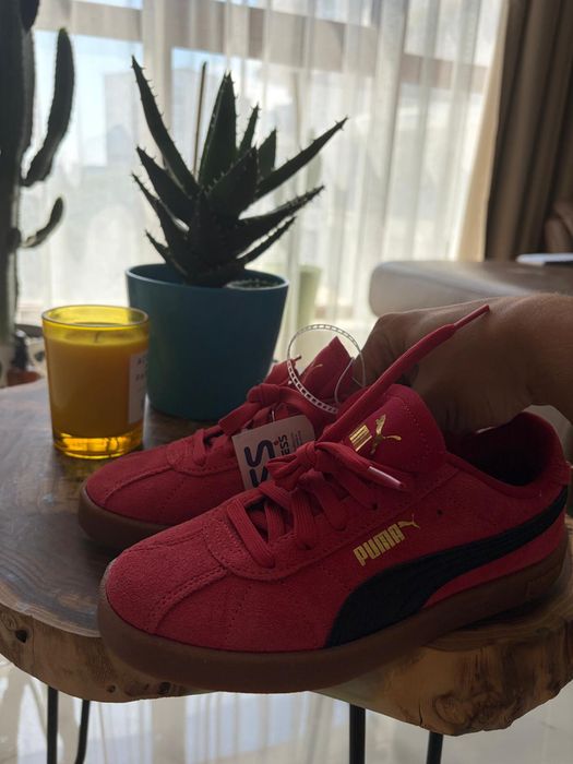 Дамски обувки PUMA Club 5v5 SD - 35.5 номер