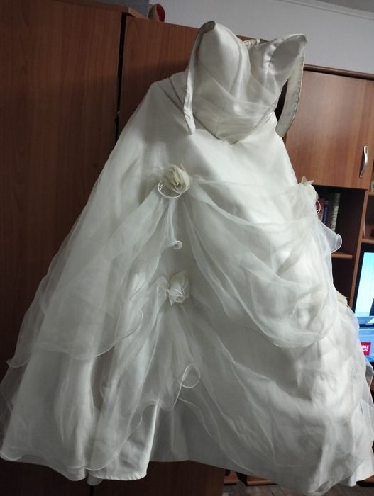 Rochie de mireasa mărimea M