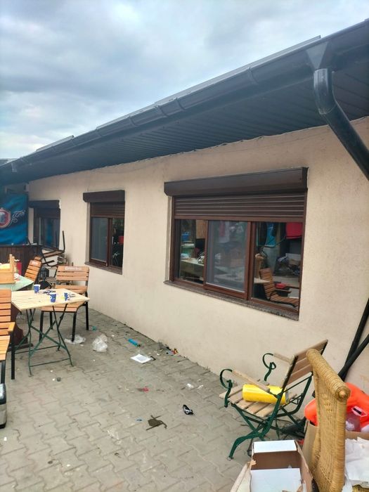 RULOURI Aluminiu si Usi de garaj rezidentiale SECTIONALE