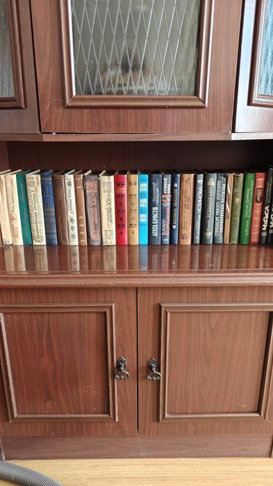 Продам книги разные