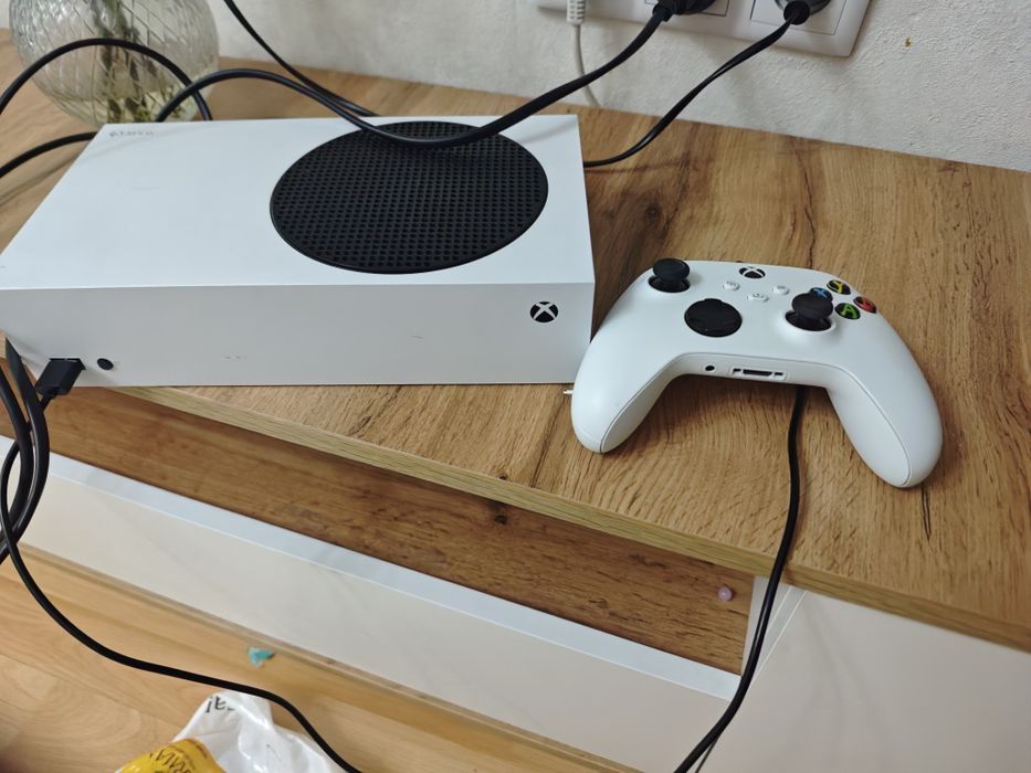 Продам xbox series s или обмен