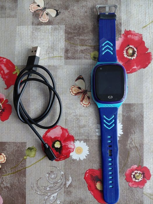 Smart Watch pt copii cu GPS si locas  pt cartela sim