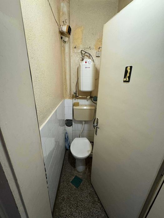 Продава се Тристаен апартамент в Казанлък - 92 кв.м за 1142 €/кв.м - Снимка #2